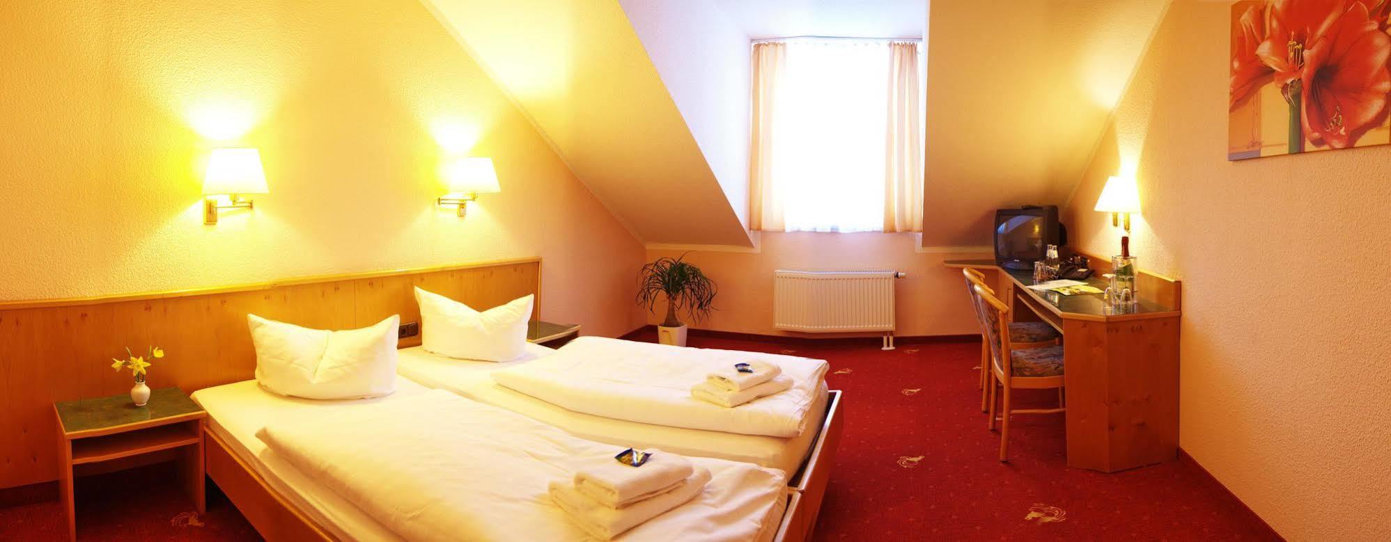 Hotel Goldener Fasan Oranienbaum-Woerlitz Exterior foto